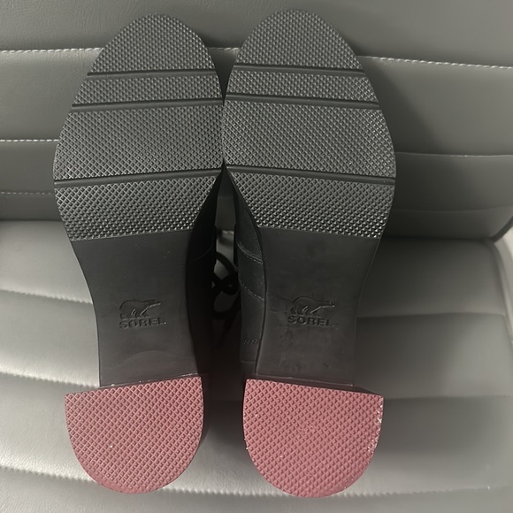 Sorel Margo Low Lace Ankle Boot Size 8.5 Red Heel - Picture 3 of 10